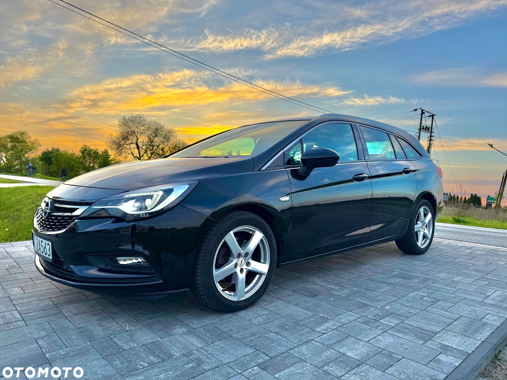 Opel Astra 1.6 D (CDTI) Automatik Sports Tourer Innovation - 34
