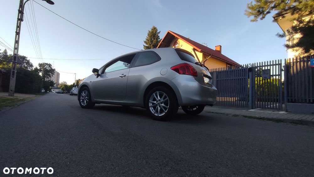 Toyota Auris 1.4 VVT-i Sol - 29