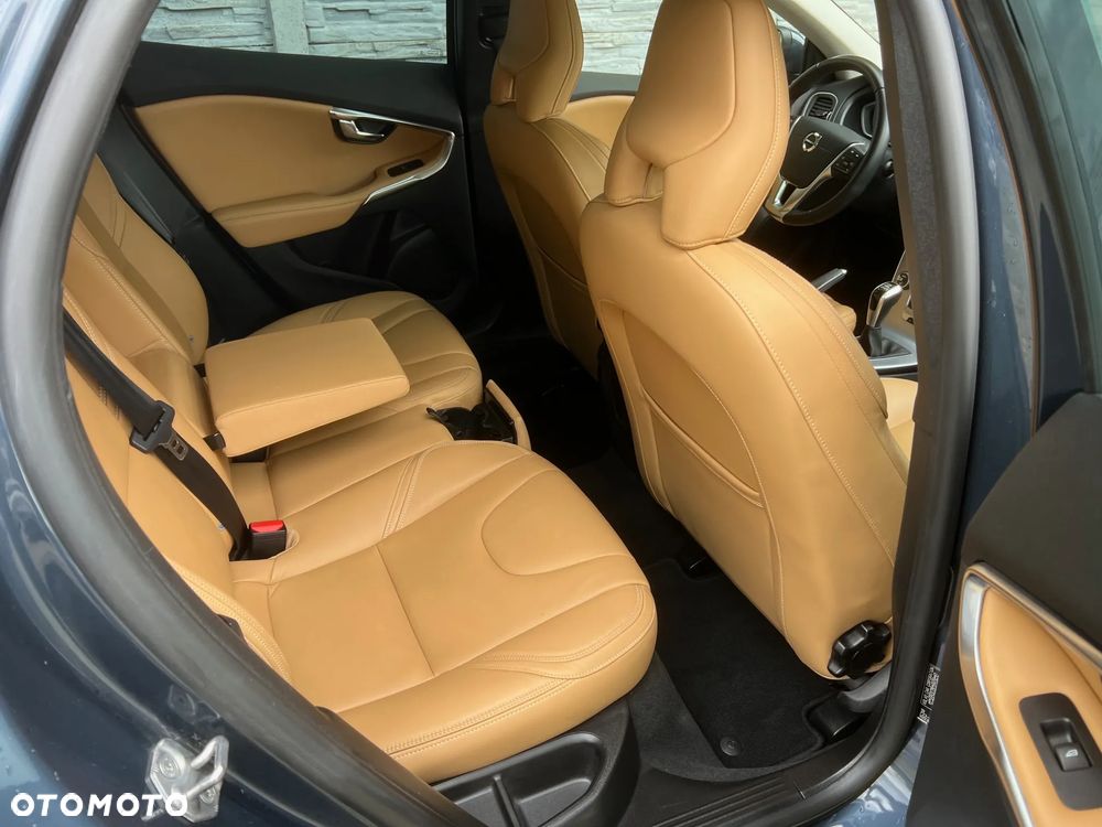 Volvo V40 D3 Drive-E SCR Inscription - 11