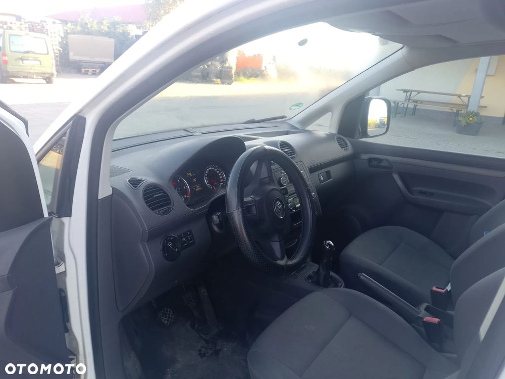 Volkswagen CADDY klimatyzacja, podgrzewane fotele, grudzień 2015 - 6