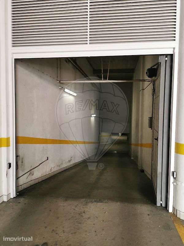 Garagem  para venda - Grande imagem: 3/18