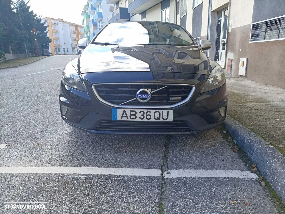 Volvo V40 2.0 D4 R-Design - 2