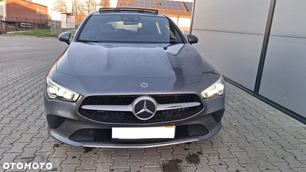 Mercedes-Benz CLA 180 7G-DCT Edition Progressive Line - 11
