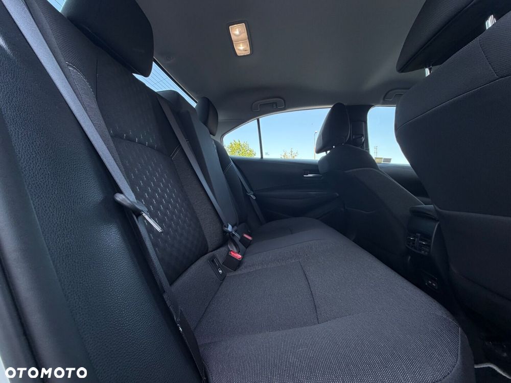 Toyota Corolla 1.8 Hybrid Comfort - 22
