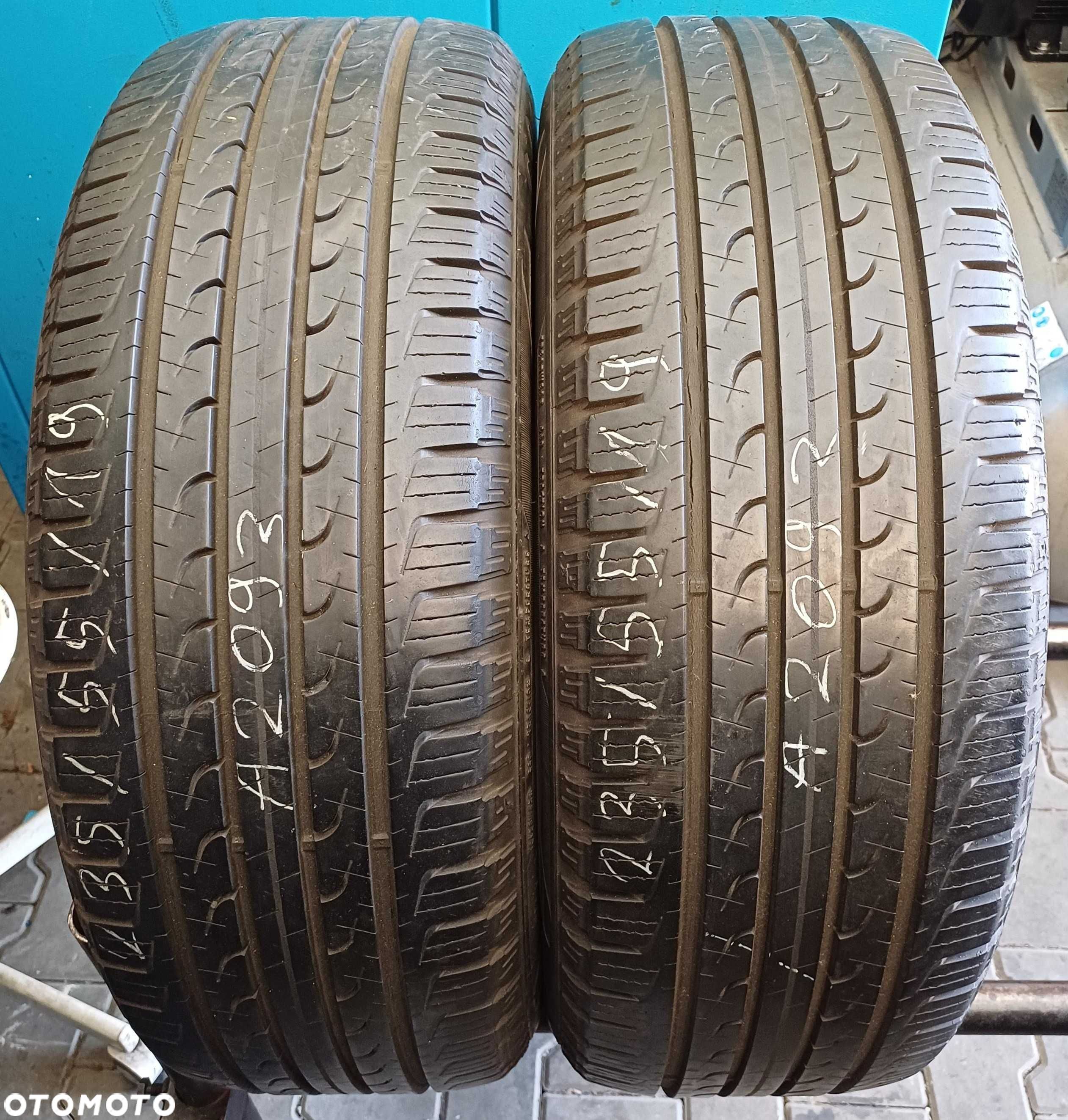 235/55/19 Goodyear Efficient Grip Suv 4x4 LRR 105V - 1