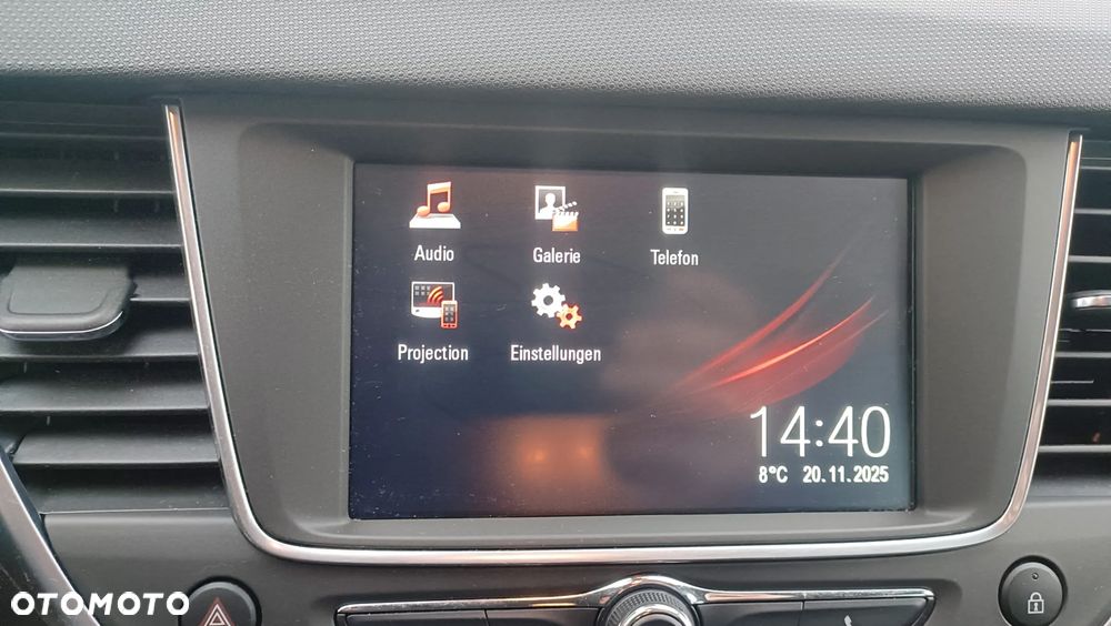 Opel Crossland X - 13