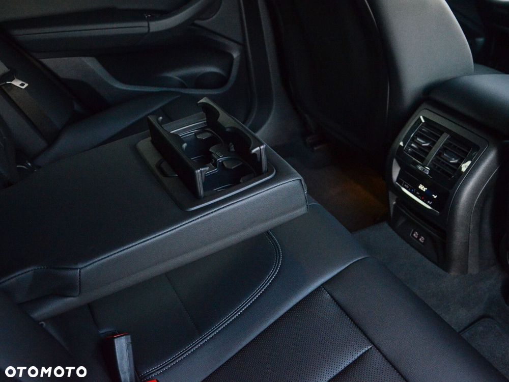 BMW X4 - 27