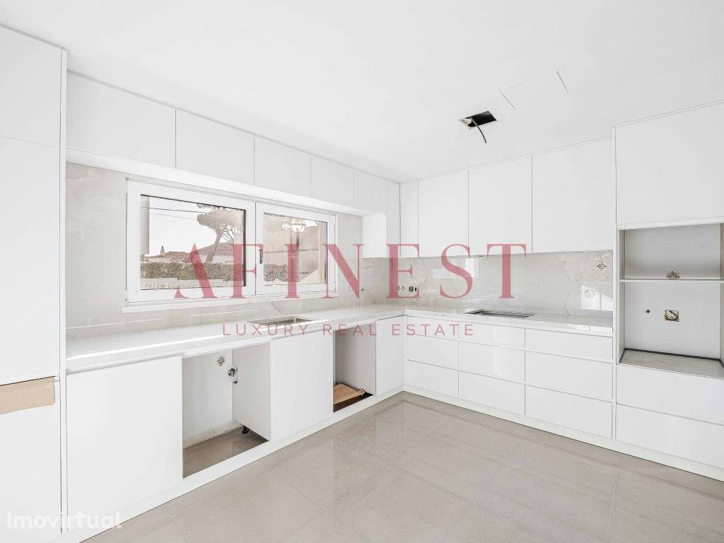 Moradia T4+1 de Luxo em Condomínio Exclusivo - São Pedro do Estoril - Grande imagem: 2/42