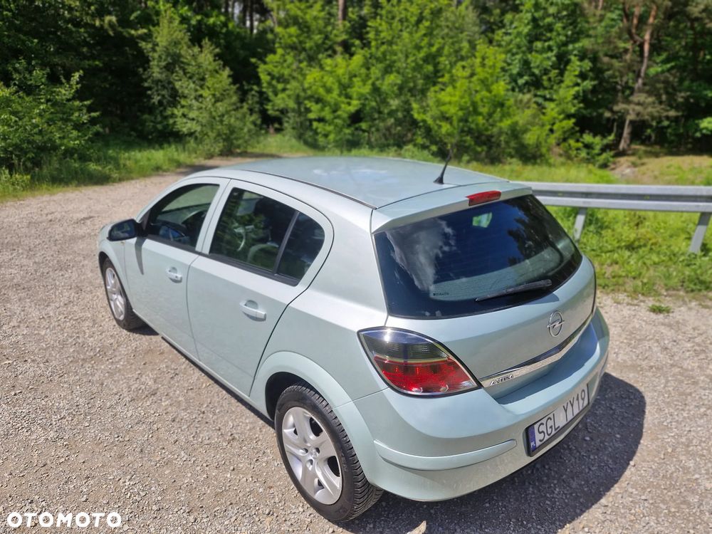Opel Astra 1.4 Enjoy - 33