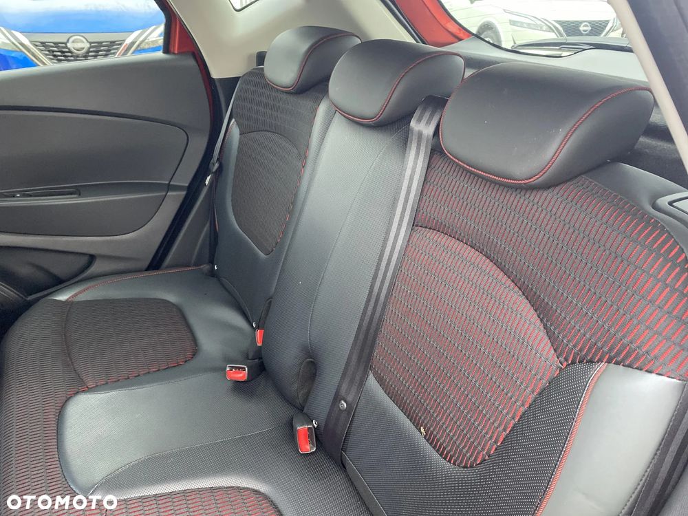 Renault Captur TCe 120 EDC Helly Hansen - 21