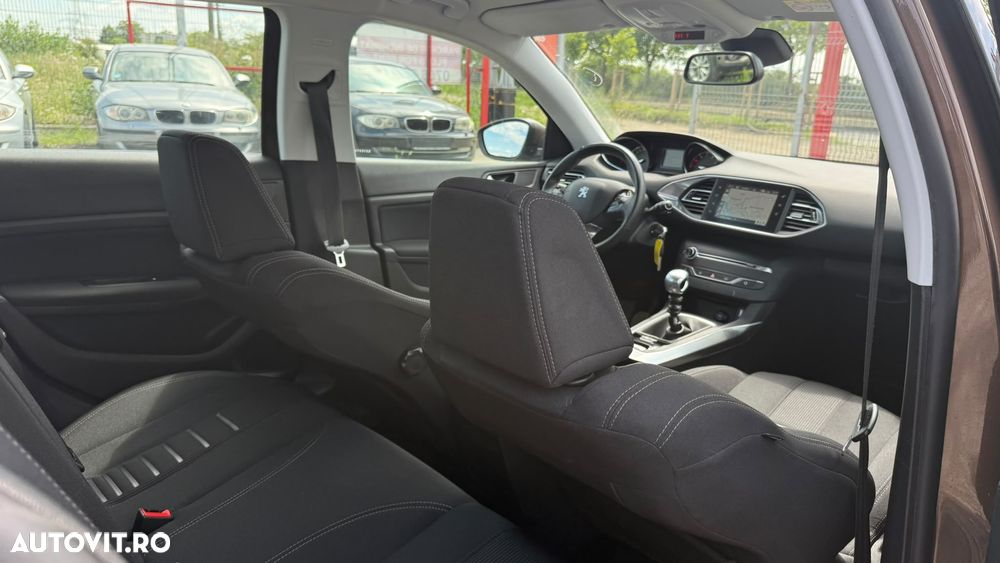 Peugeot 308 PureTech 130 GPF Stop & Start Allure Pack - 18