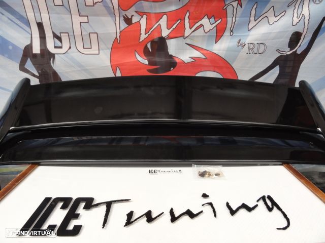 Aileron / lip / spoiler traseiro em plástico ABS e em preto piano brilhante para Honda Civic EK 96-01 3 portas type r look - 9