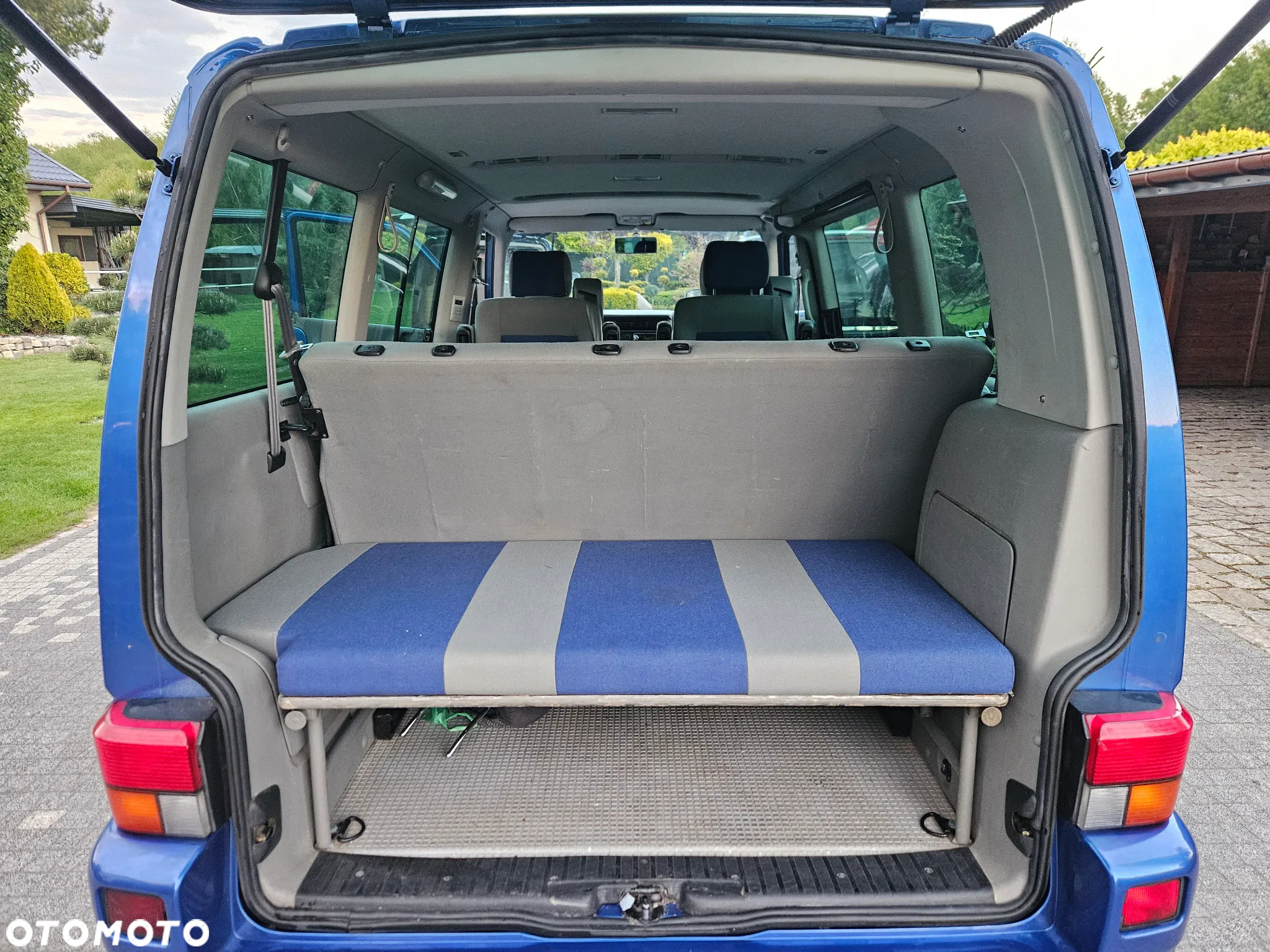 Volkswagen Multivan TDI - 23