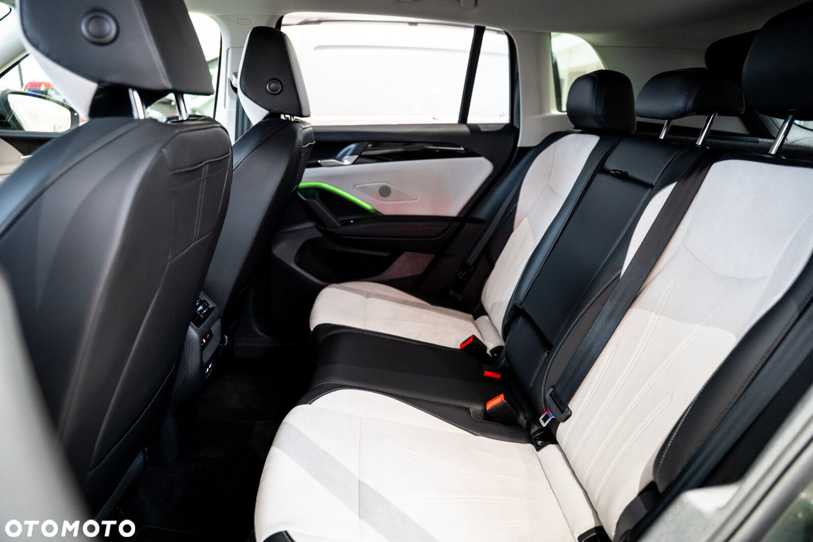 Volkswagen Tiguan - 13