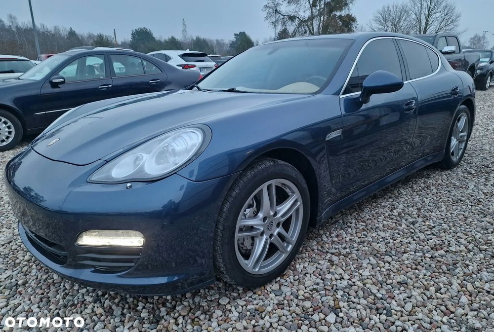 Porsche Panamera - 14