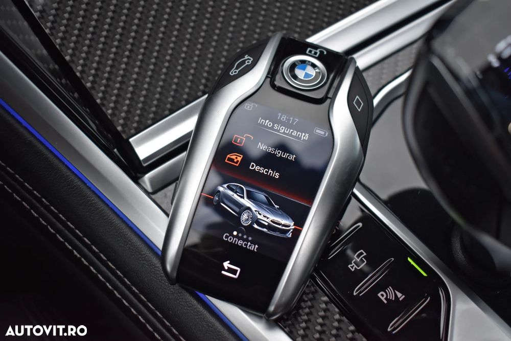 BMW Seria 8 - 37