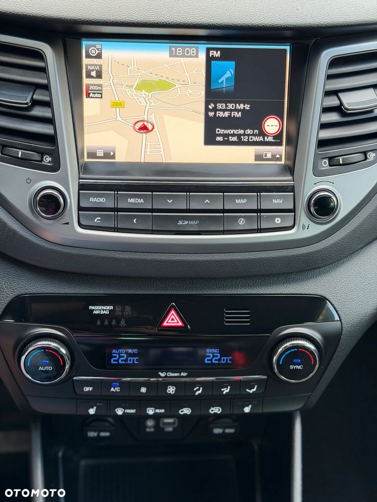 Hyundai Tucson 1.7 CRDI BlueDrive TourdePologne 2WD - 38