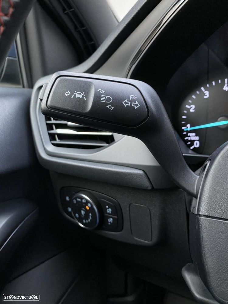 Ford Focus 1.0 EcoBoost MHEV ST-Line - 15