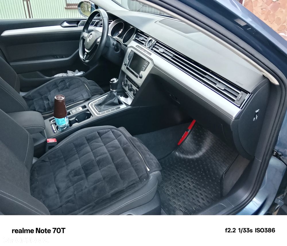 Volkswagen Passat - 10
