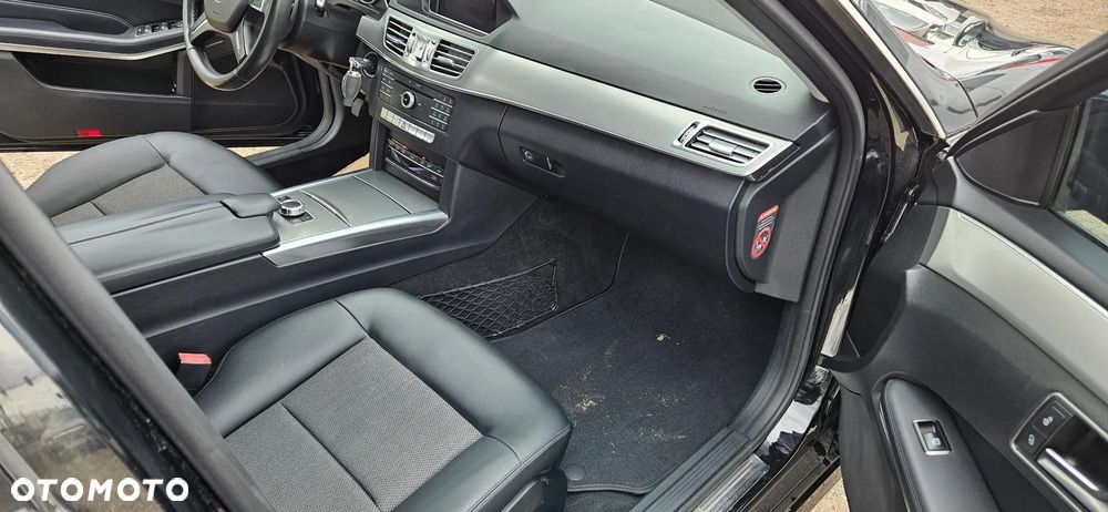 Mercedes-Benz Klasa E 200 CDI 7G-TRONIC Elegance - 12