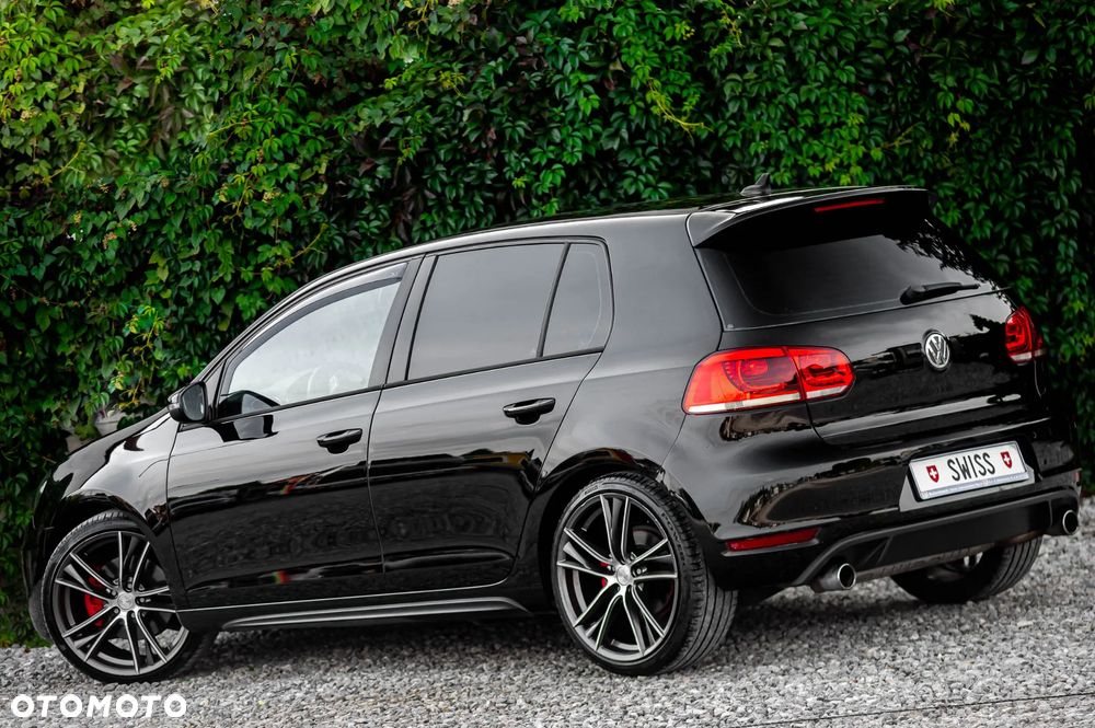 Volkswagen Golf 2.0 GTI - 12