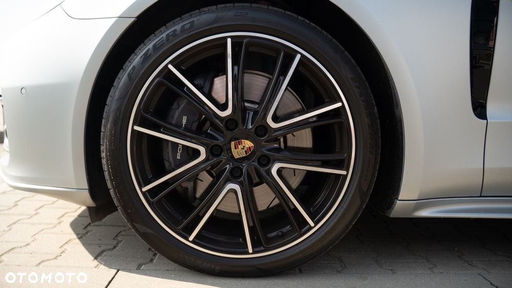 Porsche Panamera - 10