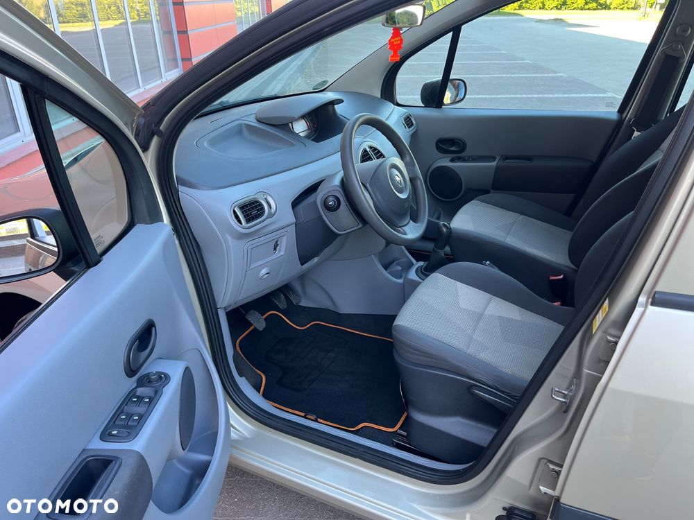 Renault Modus 1.2 16V Avantage - 26