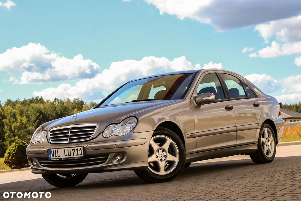 Mercedes-Benz Klasa C 180 Kompressor Automatik Classic - 2