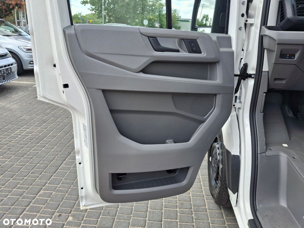 Volkswagen Crafter - 14