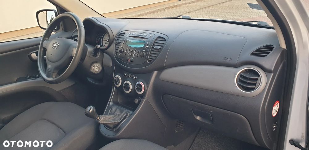 Hyundai i10 1.1 expression - 11