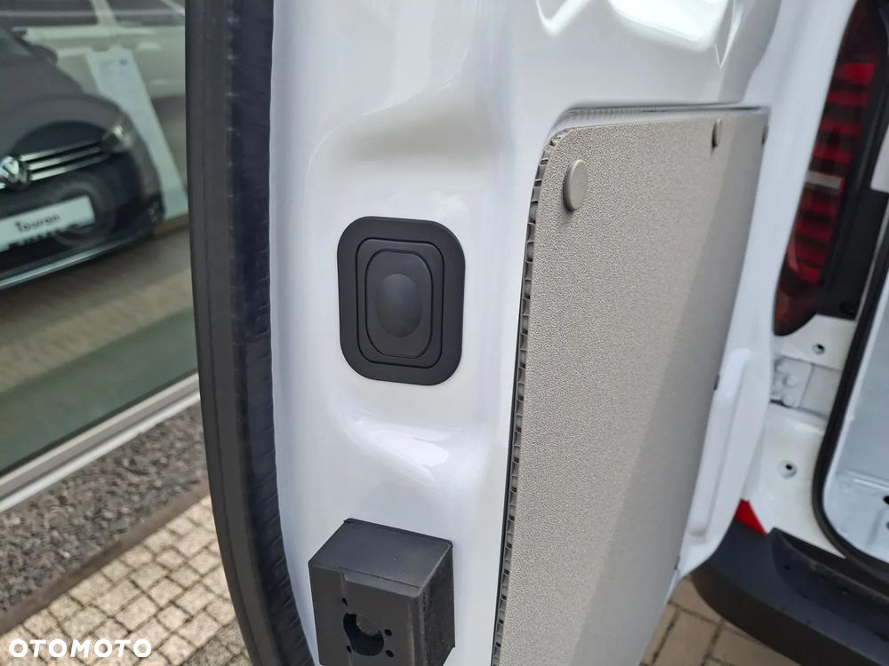 Volkswagen Transporter - 33
