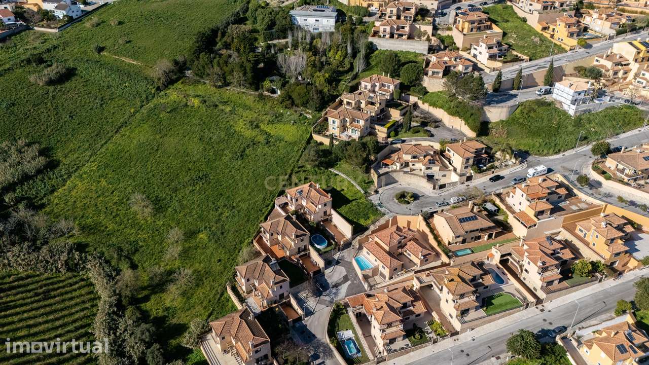 Terreno Urbano para Construção – Um Refúgio de Tranquilidade a 25 Minu - Grande imagem: 4/21