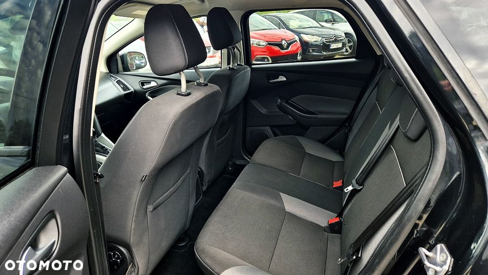Ford Focus 1.6 Titanium - 33