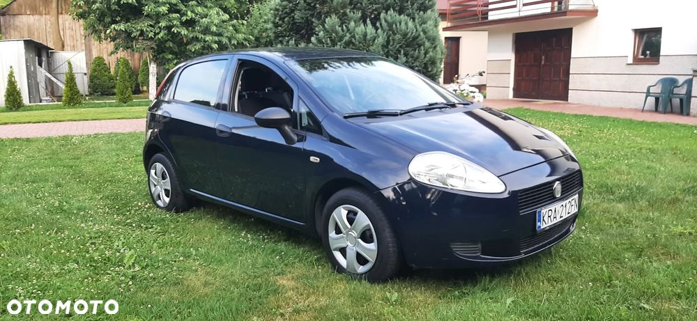Fiat Grande Punto - 10