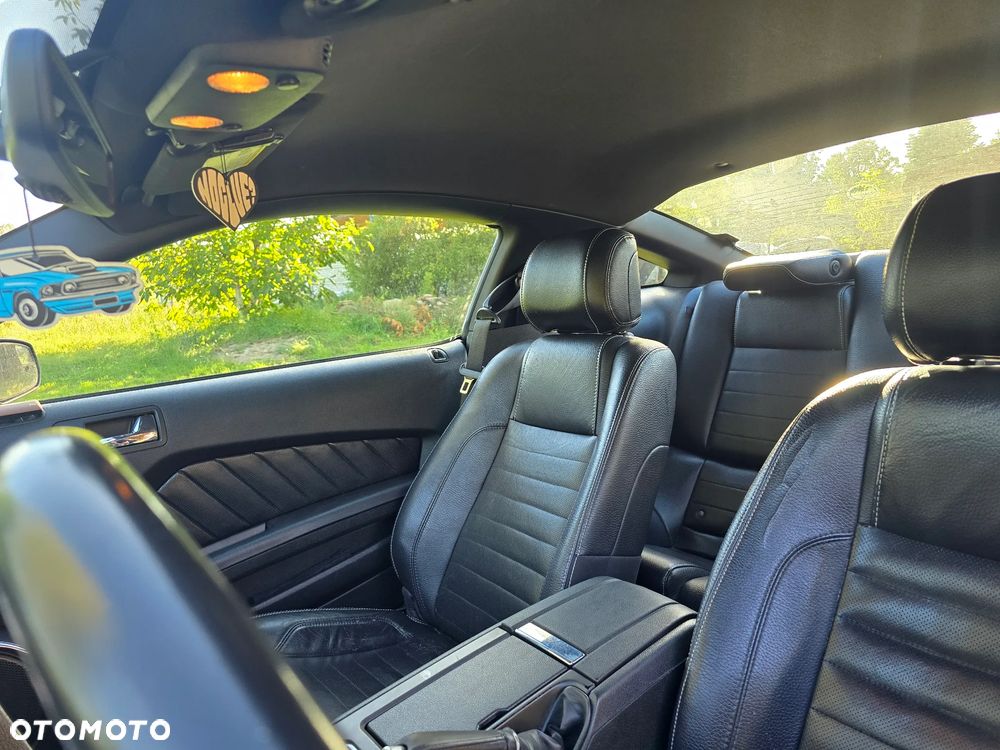 Ford Mustang 3.7 V6 Premium - 22