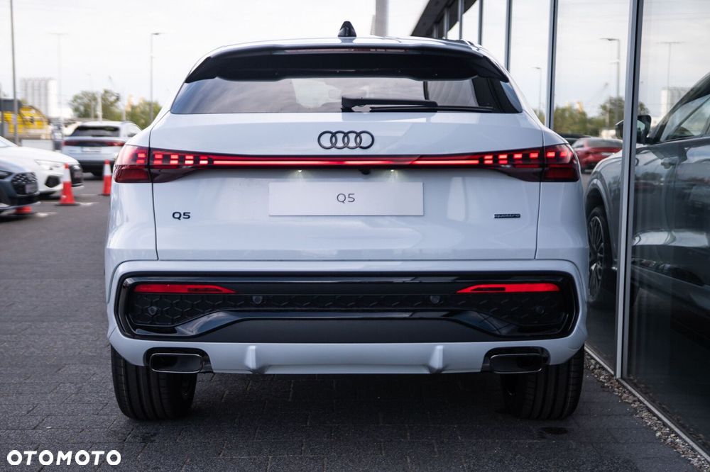 Audi Q5 Sportback - 5