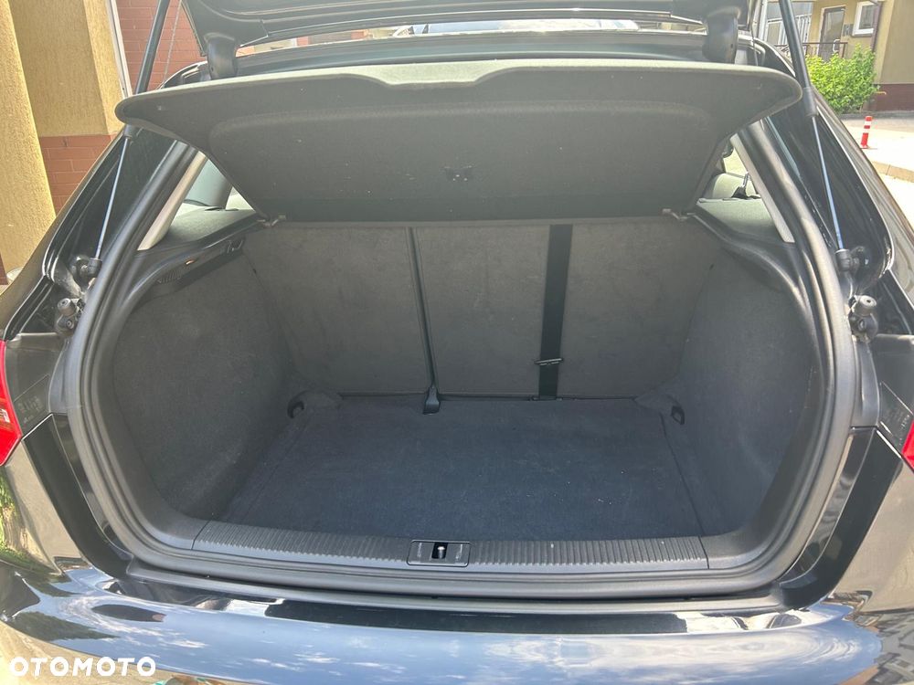 Audi A3 Sportback 1.4 TFSI Ambiente - 8