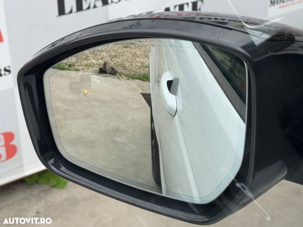 Land Rover Discovery Sport 2.0 D200 MHEV Dynamic HSE - 17