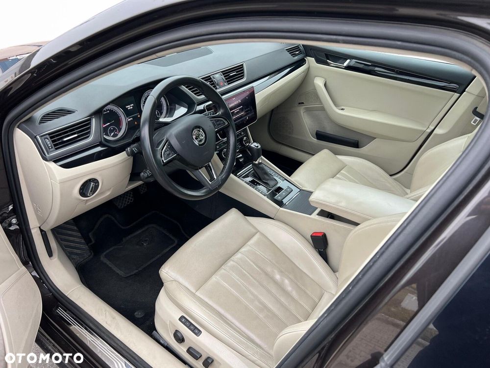 Skoda Superb 2.0 TDI 4x4 L&K DSG - 5