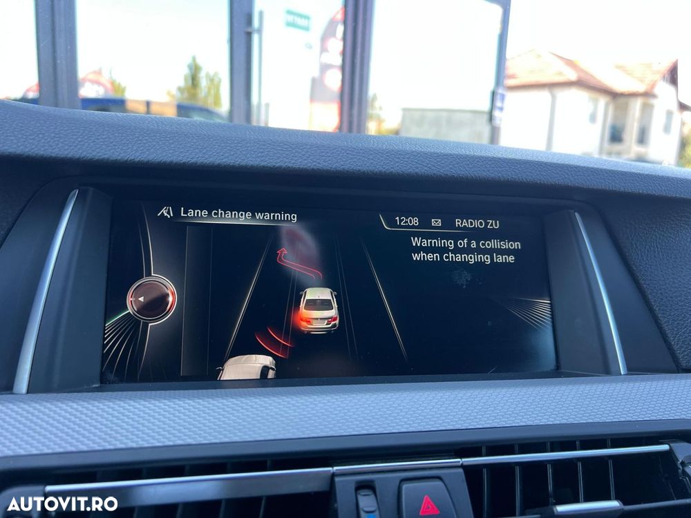 BMW Seria 5 535d xDrive AT - 36