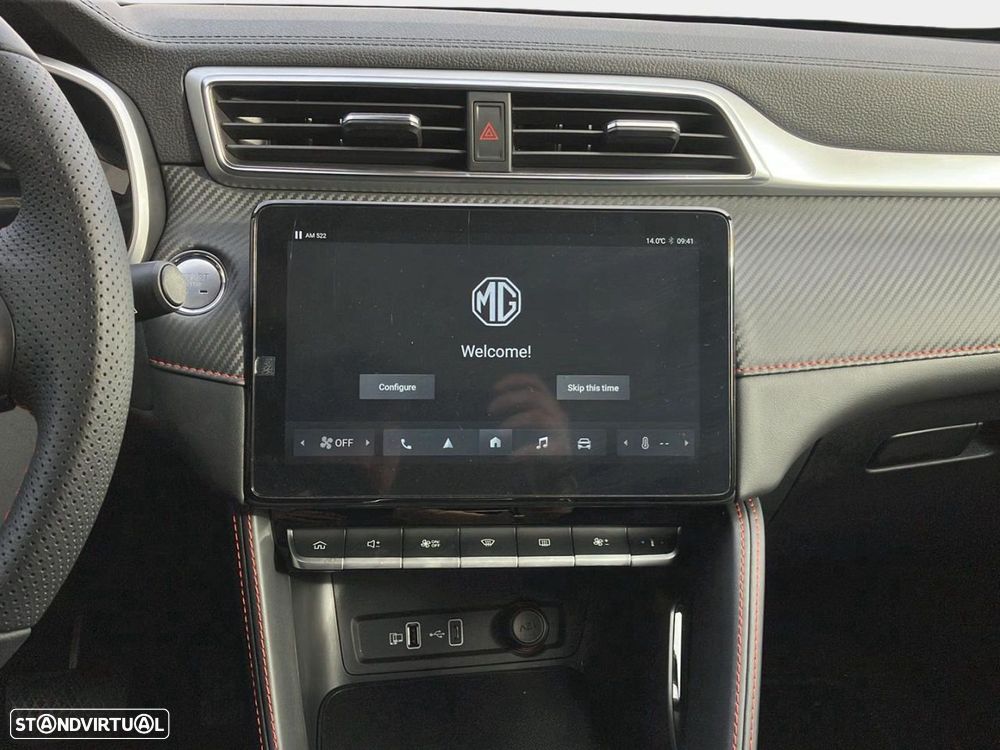 MG ZS EV 72.6 kWh Luxury OBC 11 kW - 15