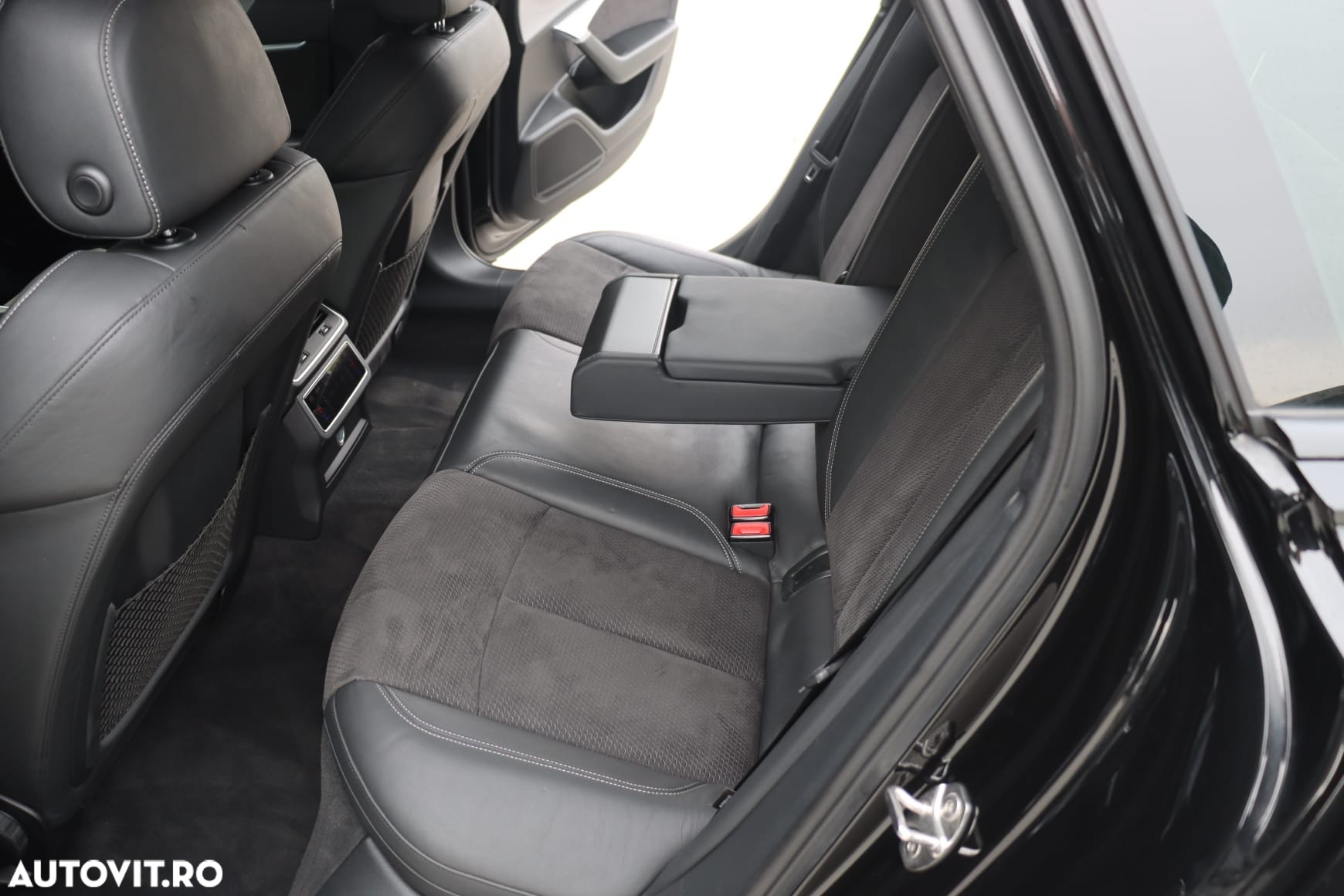 Audi A6 Avant 40 TDI quattro S tronic MHEV S Line - 11
