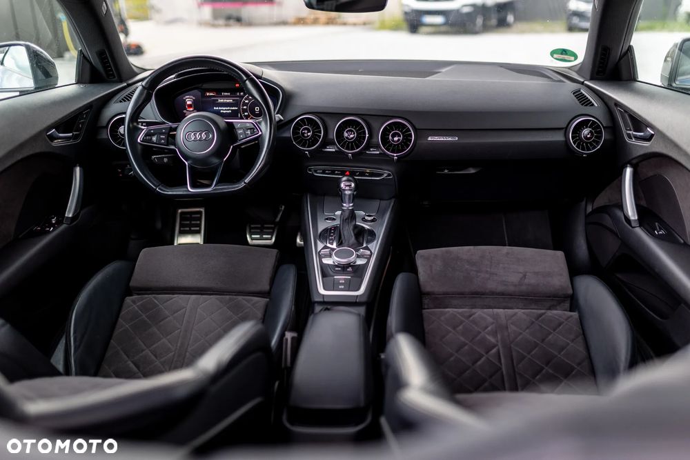 Audi TT Coupé - 2