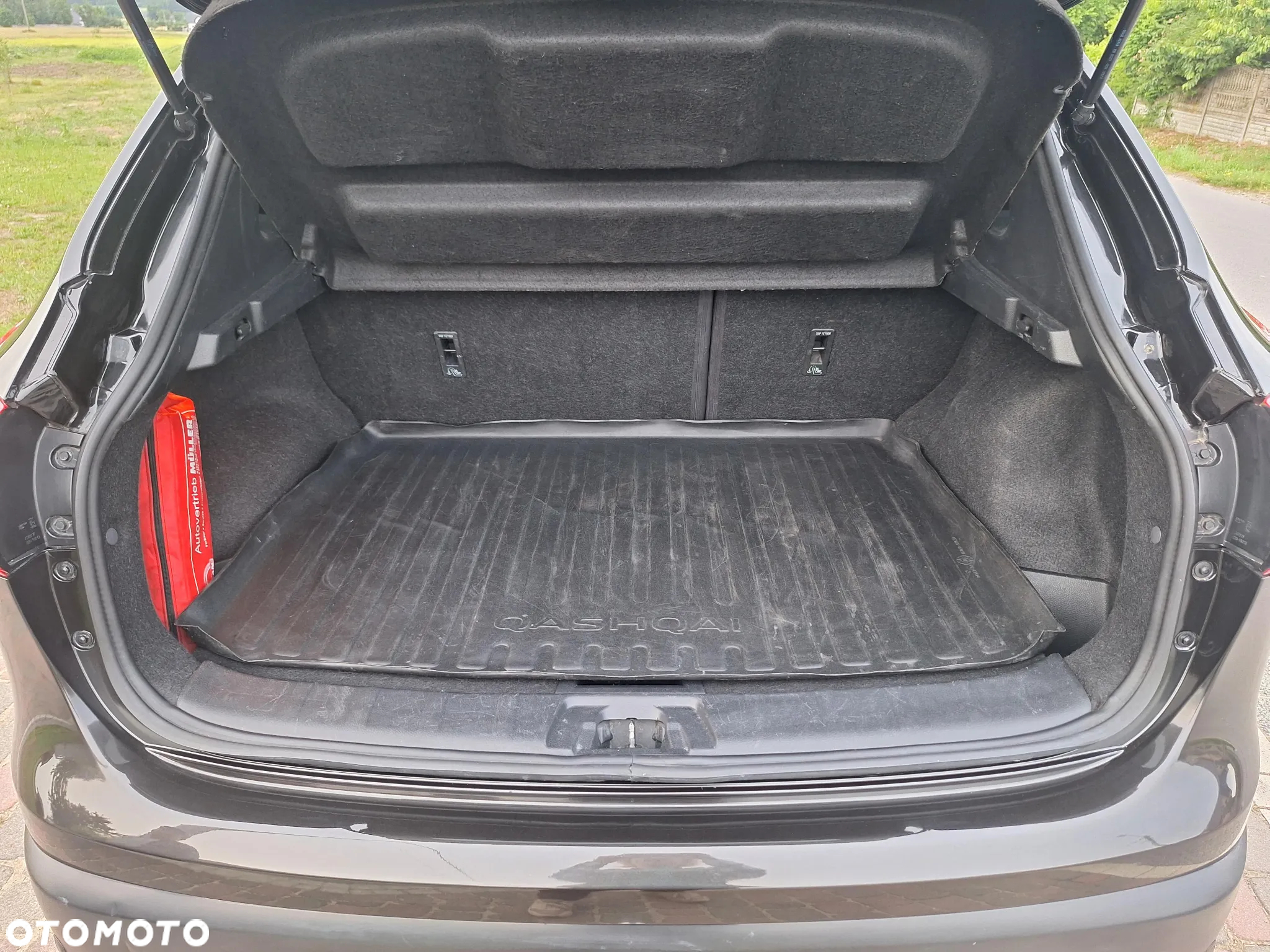 Nissan Qashqai - 32