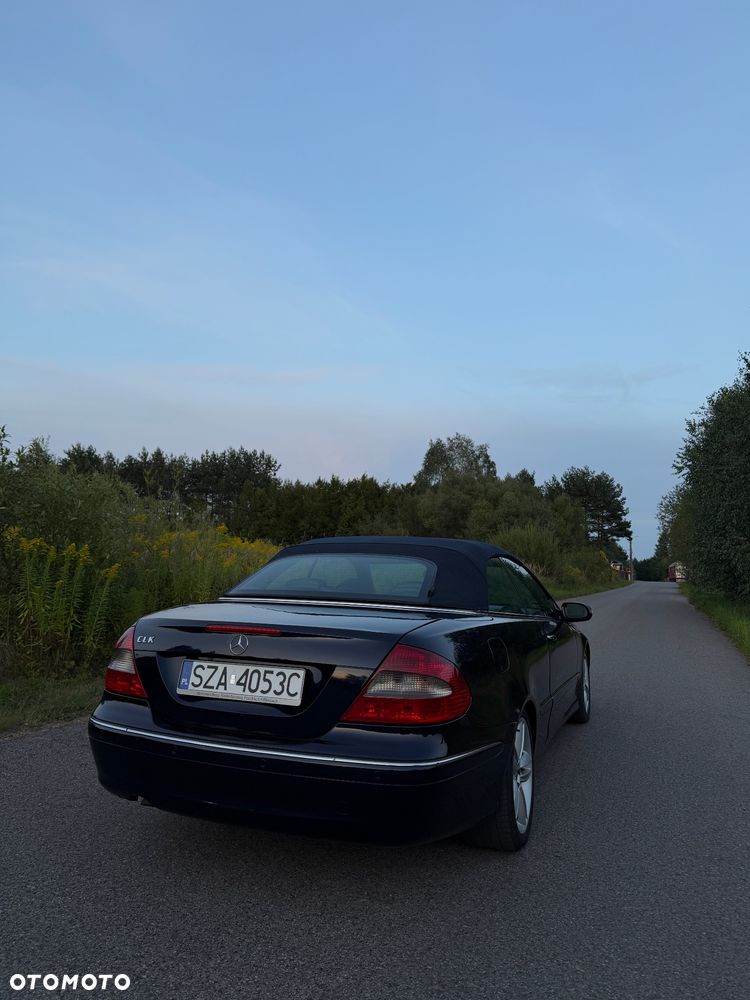 Mercedes-Benz CLK - 4