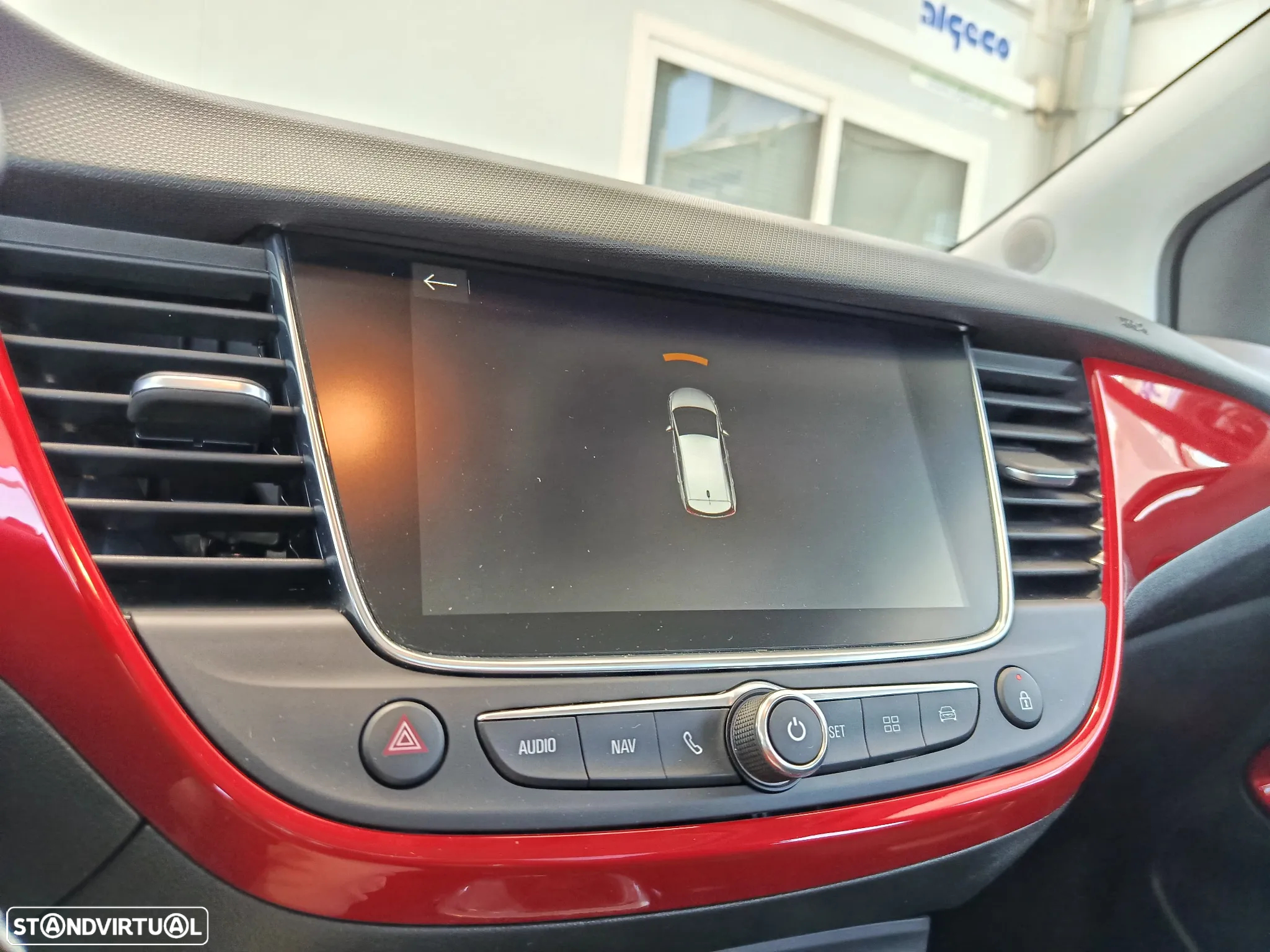 Opel Crossland X - 17