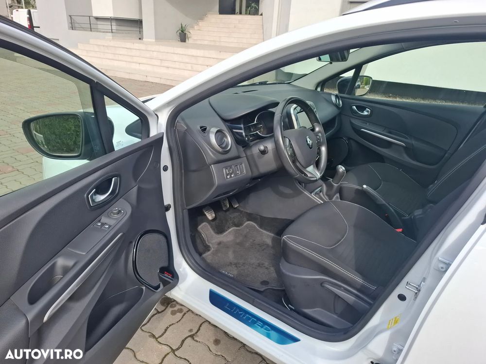 Renault Clio 1.2 16V Luxe Dynamique - 5