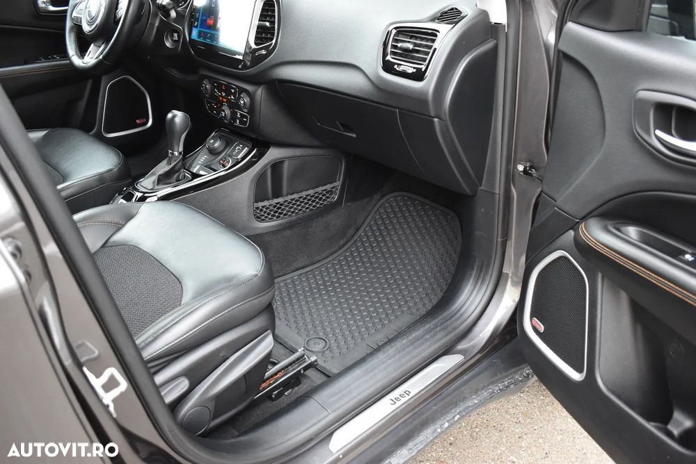 Jeep Compass 2.0 M-Jet 4x4 AT Limited - 21