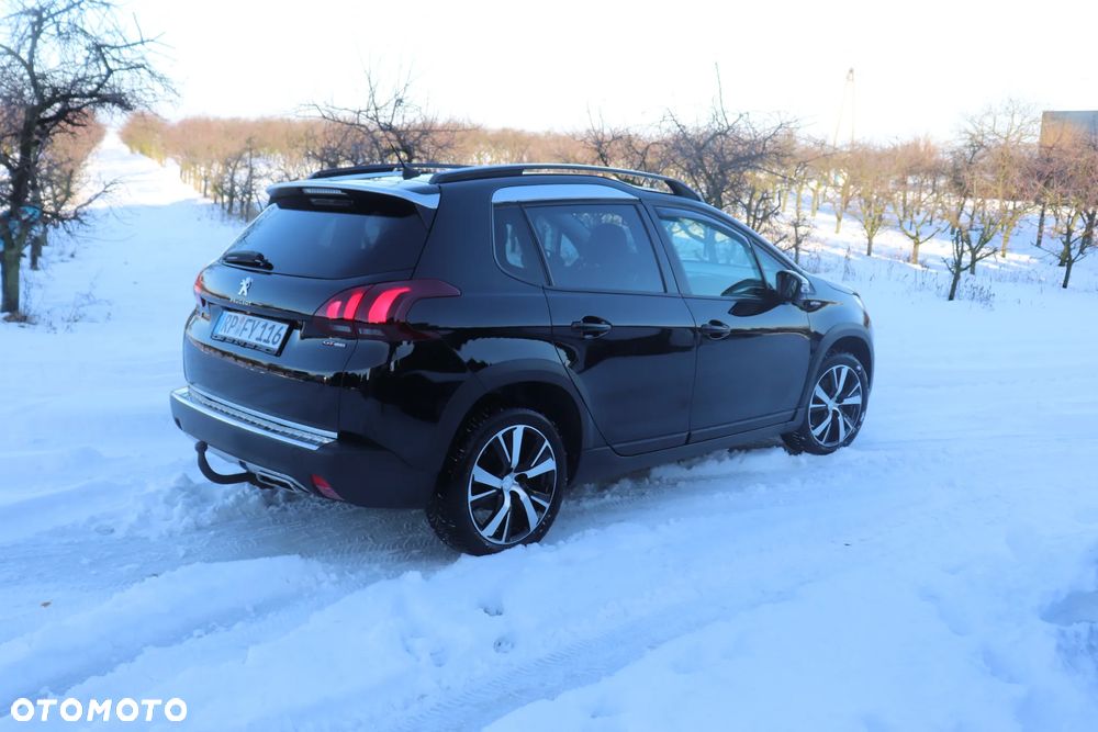 Peugeot 2008 PureTech 130 EAT8 GT Exclusive - 22