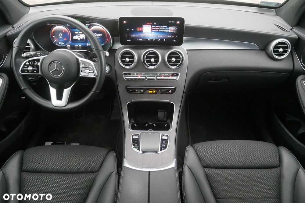 Mercedes-Benz GLC - 8